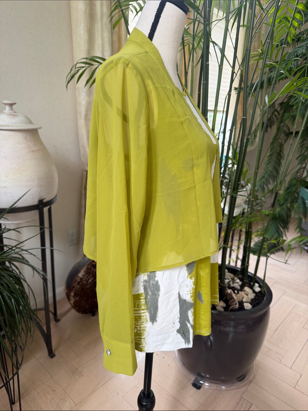 Lightweight Olive Tunic Jacket and Top Set - Picture 2 of 8